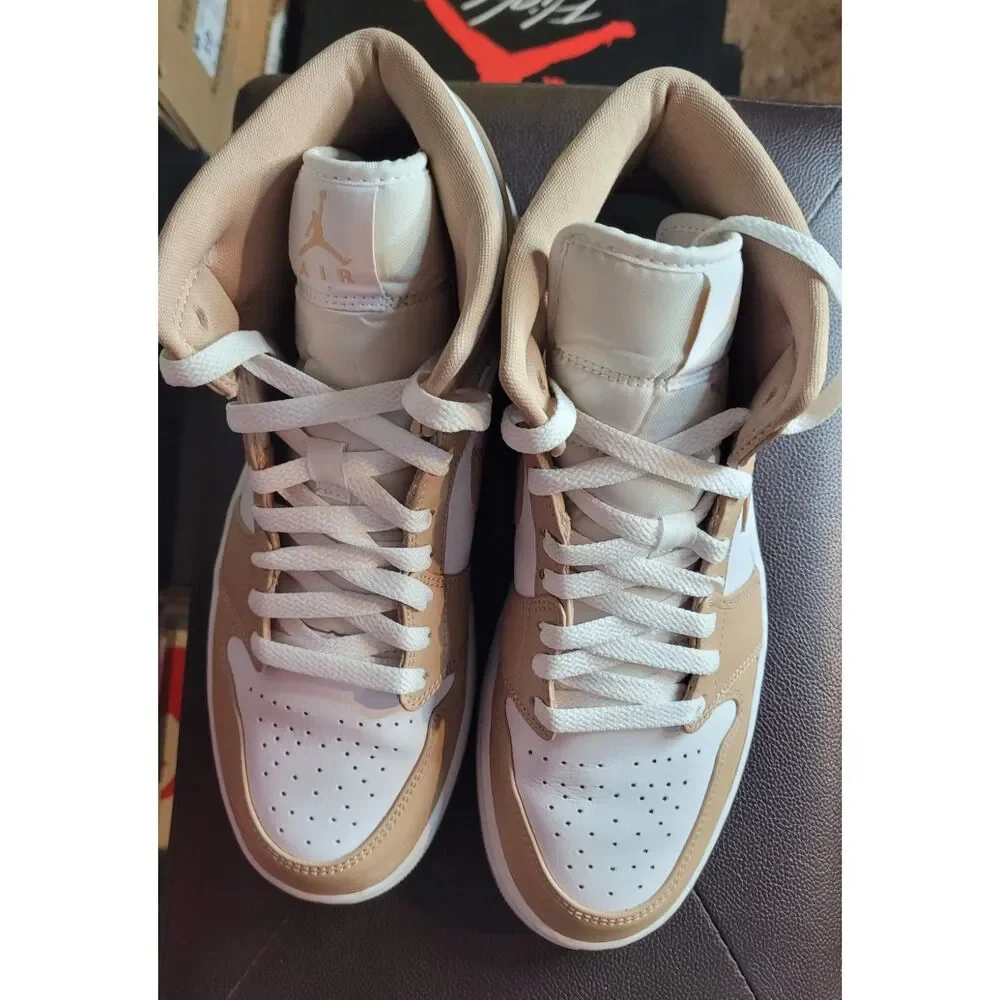 Air Jordan 1 Mid Tan Gum Hemp White 554724-271 Men's Size 10 w/ Box